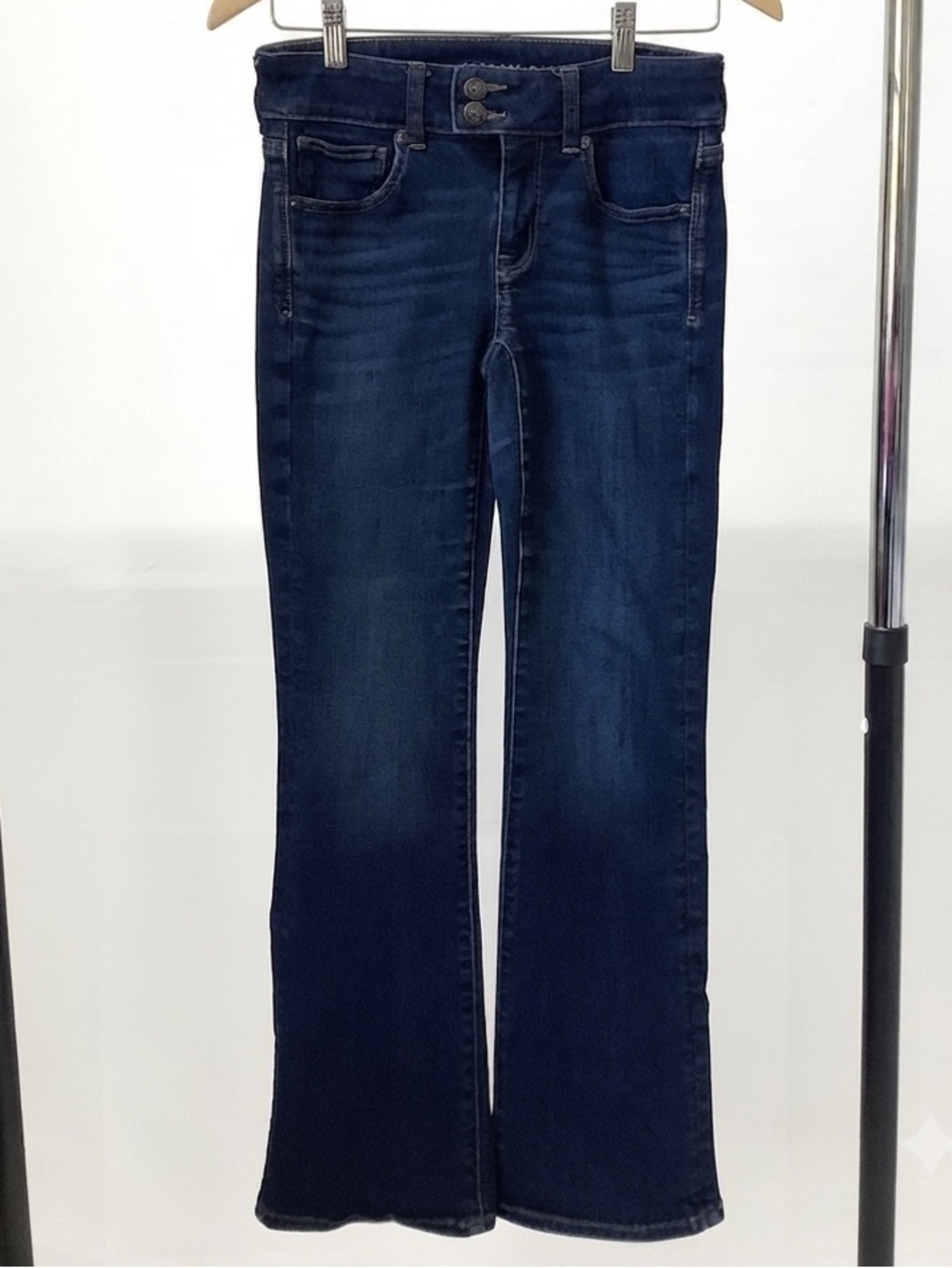 American Eagle Low-Rise Kick Bootcut Jeans Dark Indigo Size 2 Short